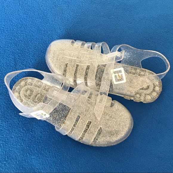 Women’s Clear Jelly Sandals - Picture 11 of 13